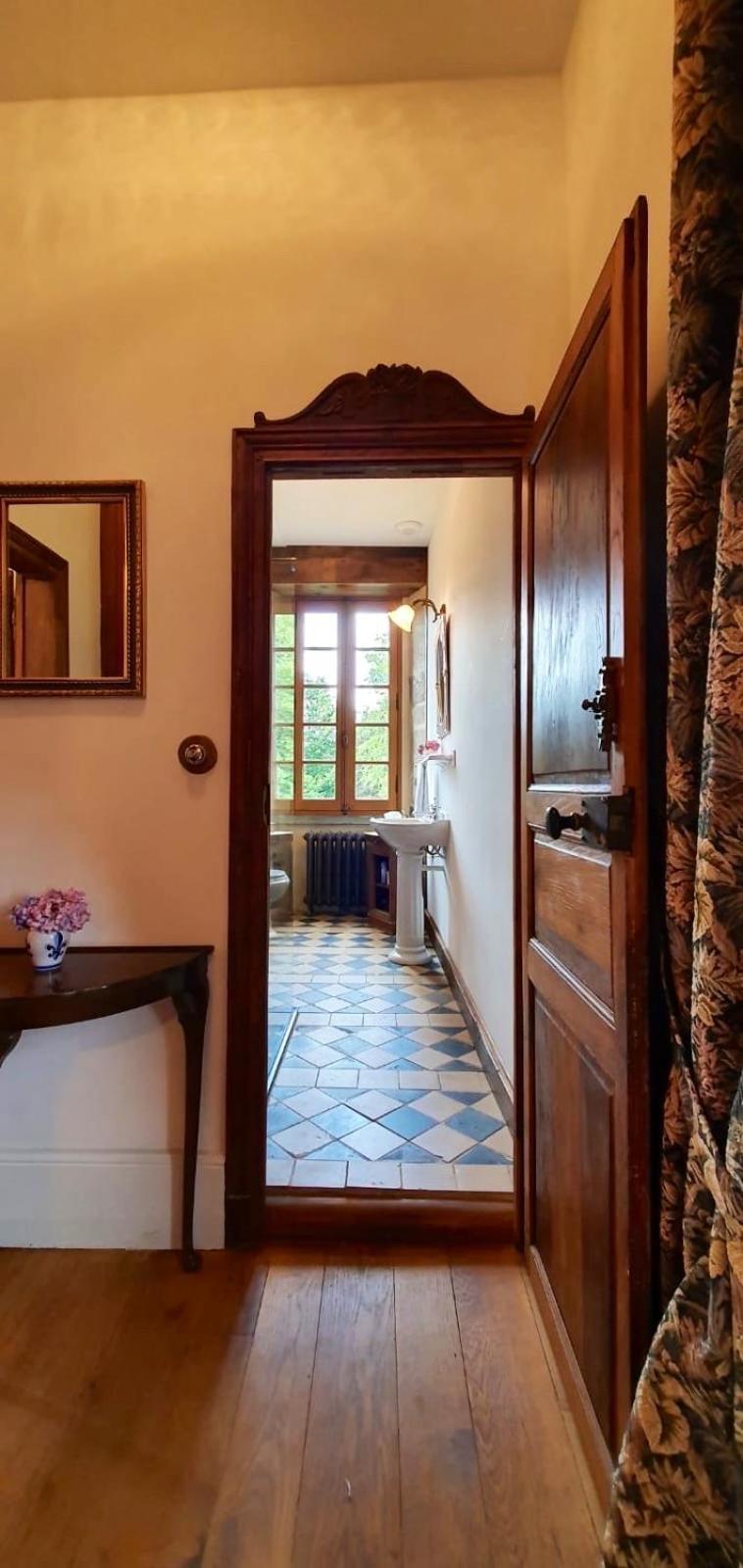 Chateau Isigny, Ideal Pour Les Familles Avec Enfants Et Les Animaux De Compagnie, Situe A Proximite Du Mont Saint-Michel Dış mekan fotoğraf